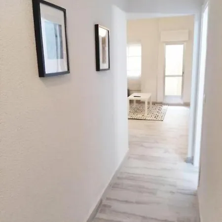 Apartamento Tranquilo De 2 En Pleno Casco Histórico