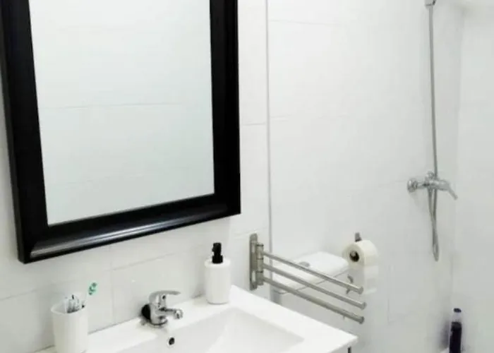 Apartamento Tranquilo De 2 En Pleno Casco Histórico